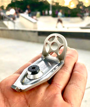 Cargar imagen en el visor de la galería, PROTO FENDER