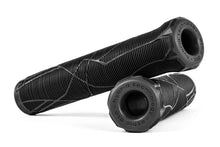 Cargar imagen en el visor de la galería, Grips Ethic DTC Rubber Slim
