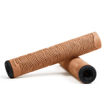 Cargar imagen en el visor de la galería, TILT TOPO GRIPS
